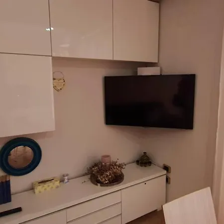2 Bedrooms,Big Balcony,2 Air Conditioning,Near Sea * Rapallo